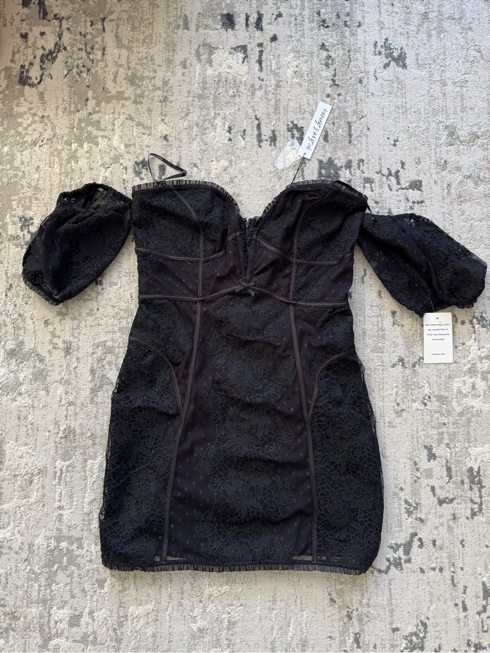 2020 NWT For Love & Lemons Black Lace Off-the-Shoulder Mini Dress XL